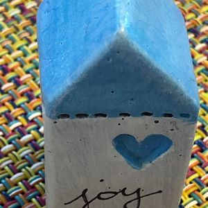 Meet your Posher, Joy